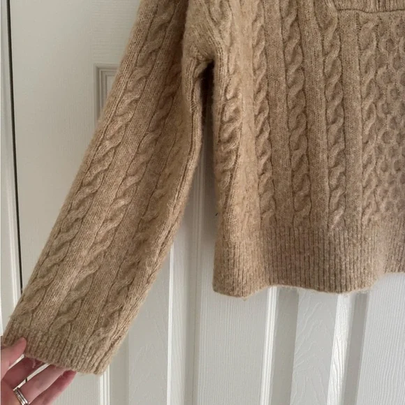 Abercrombie & Fitch Cable-knit Quarter Zip Sweater - Picture 2 of 8